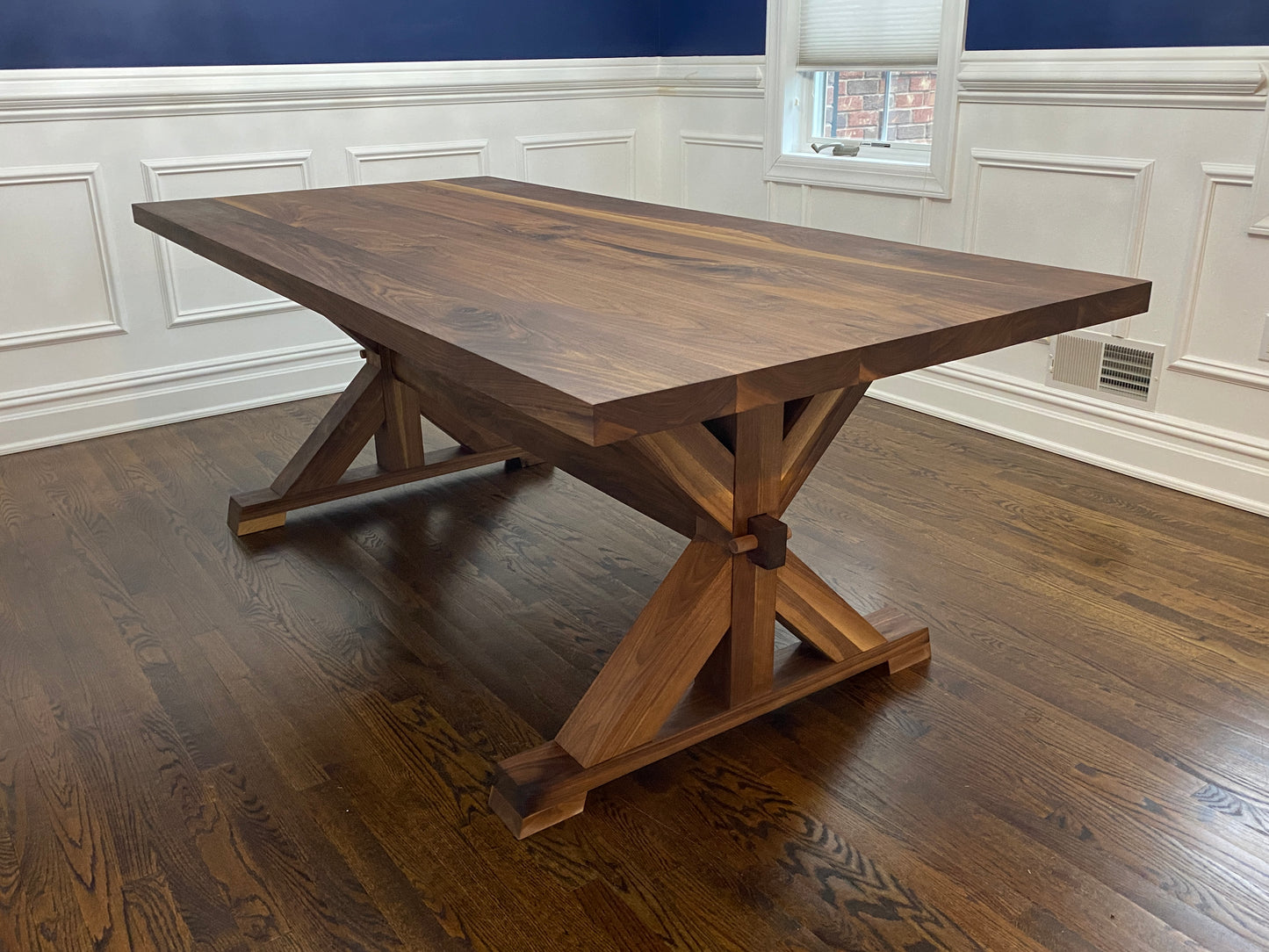 Manor Trestle Table