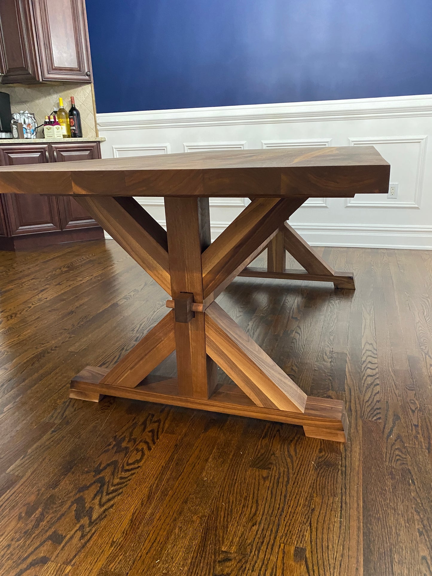 Manor Trestle Table