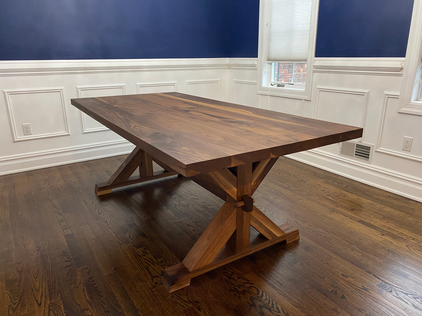 Manor Trestle Table