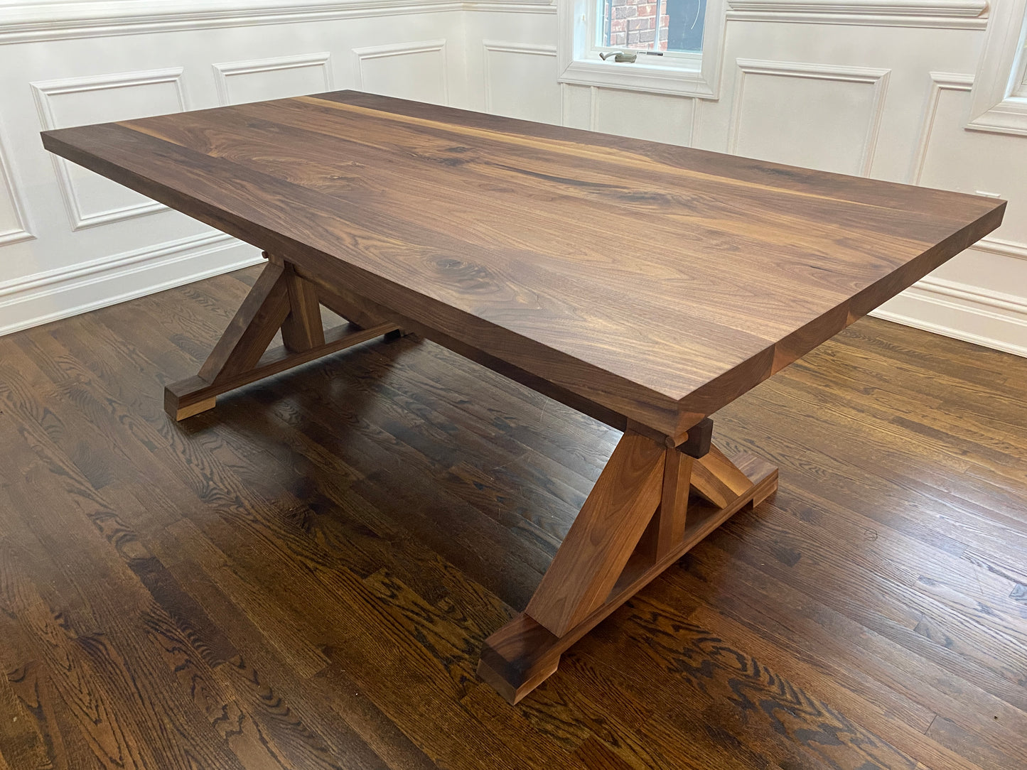 Manor Trestle Table